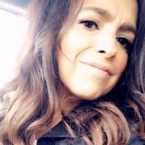 Meet your Posher, Viola